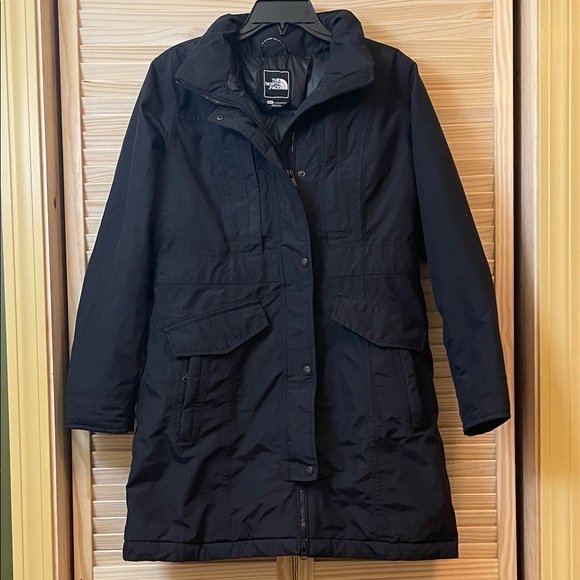 The North Face Jackets & Blazers - The North Face Women's Hyvent Down Puffer Jacket in Black - Size M